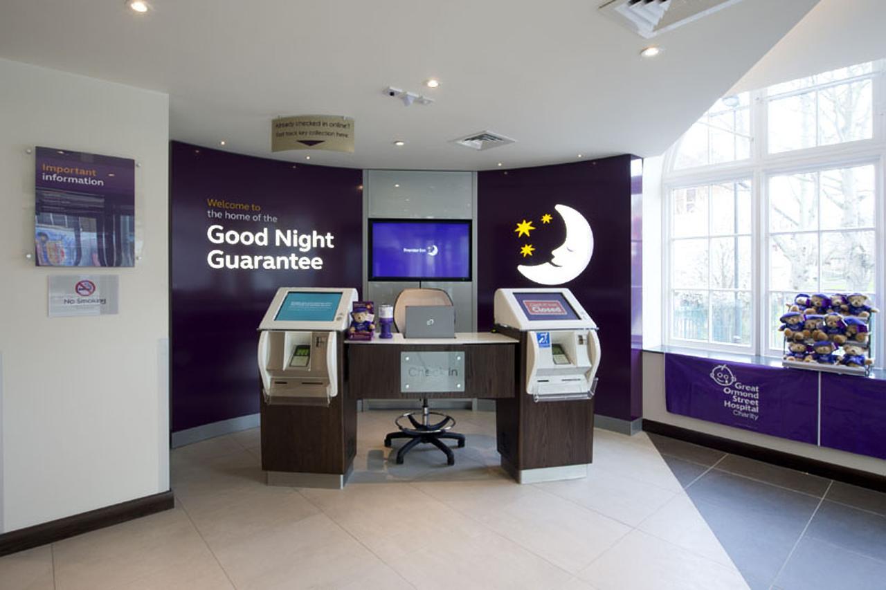 Premier Inn London Clapham Exteriör bild
