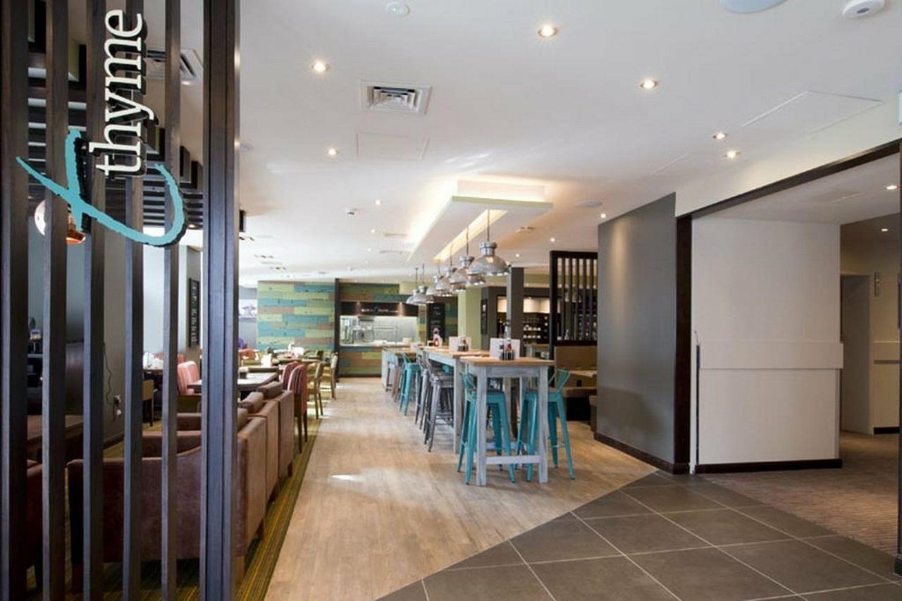 Premier Inn London Clapham Exteriör bild