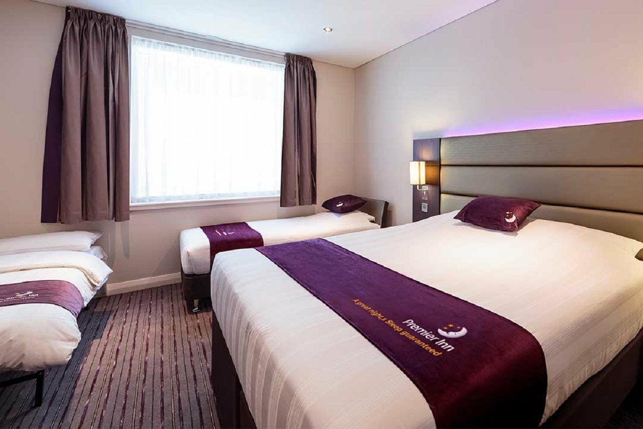 Premier Inn London Clapham Exteriör bild
